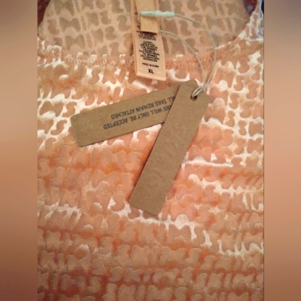 NWT XL SKIMS LOGO Kim Kardashian Velvet Sleeveless Bodysuit Peach XL - Picture 3 of 3